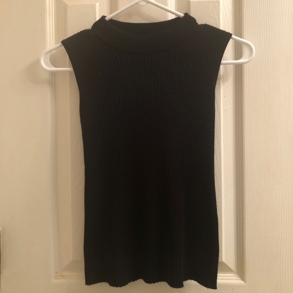 Rue 21 Sleeveless black bodycon sweater